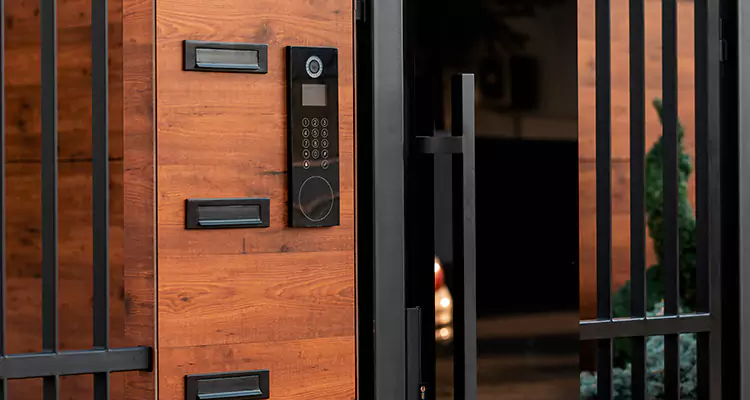 Automatic Door Maintenance in Greenacres, FL
