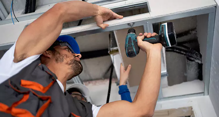 Emergency Overhead Door Repair in Greenacres, FL