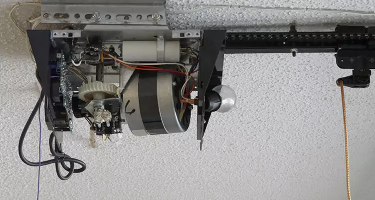 Garage Door Motor Replacement in Greenacres, FL