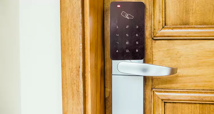 Keyless Hotel Door Locks Repair in Greenacres, FL