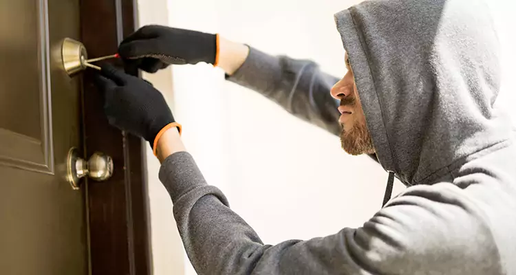 Emergency Motel Lock Repairs—Available 24/7 in Greenacres, FL