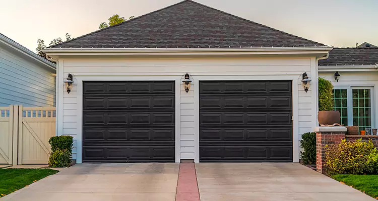 Residential Local Garage Door Repair in Greenacres, FL
