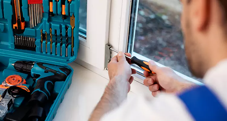 Mirrored Sliding Doors Replacement Expert in Greenacres, FL