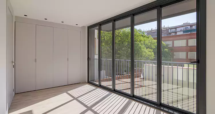 Fix Sliding Screen Door Track in Greenacres, FL